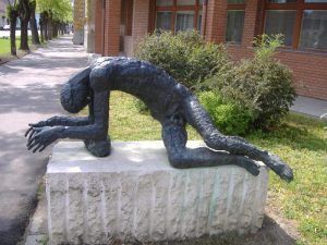Statue_of_the_Tired_Man