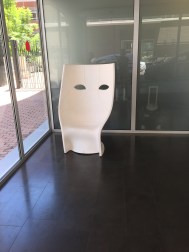 yvonnelin_60_livet_barcelona_stol